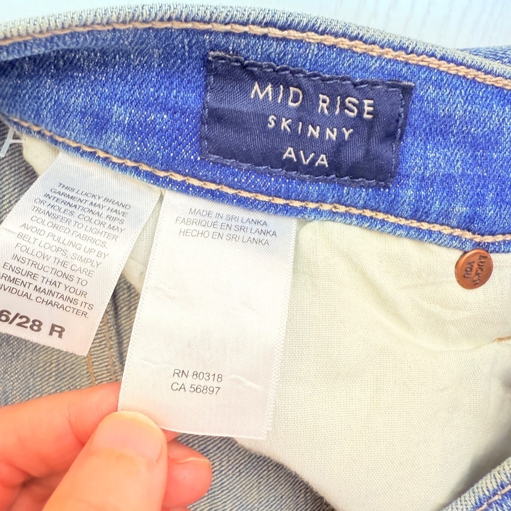 NWT Lucky Brand Ava Mid Rise Skinny Jeans 28R - Picture 5 of 11
